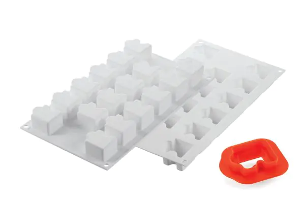 Puzzle30: moule en silicone par Silikomart