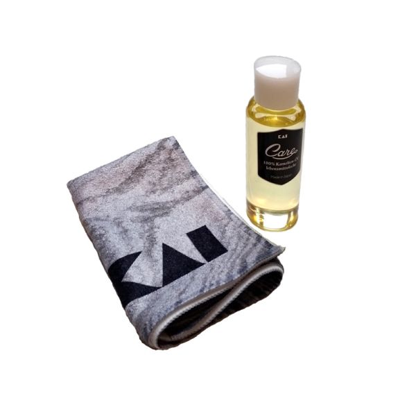 Kitchen knife blade maintenance set with camellia oil and microfiber towel by Kai