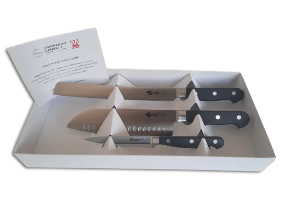 Coffret cadeau 3 couteaux (Santoku, pain et couteau d'office) ligne Maitre de Ambrogio Sanelli 