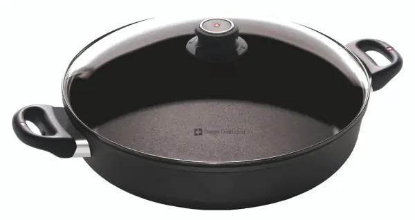 Non-stick sauteuse pot D. 32 with glass lid - Induction by Swiss Diamond